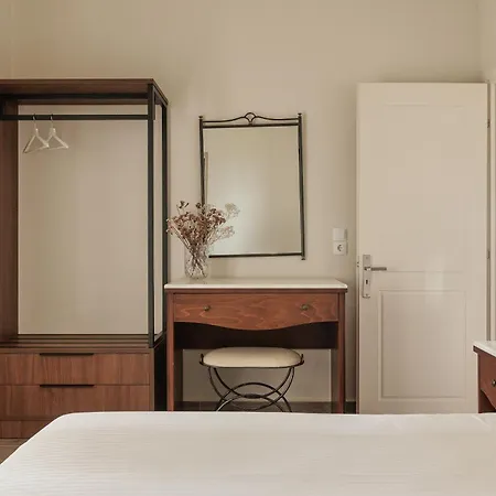 Apolis Villas & Suites Resort Parga Exterior photo