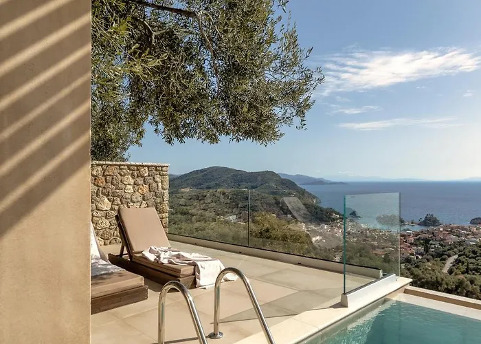 Apolis Villas & Suites Resort