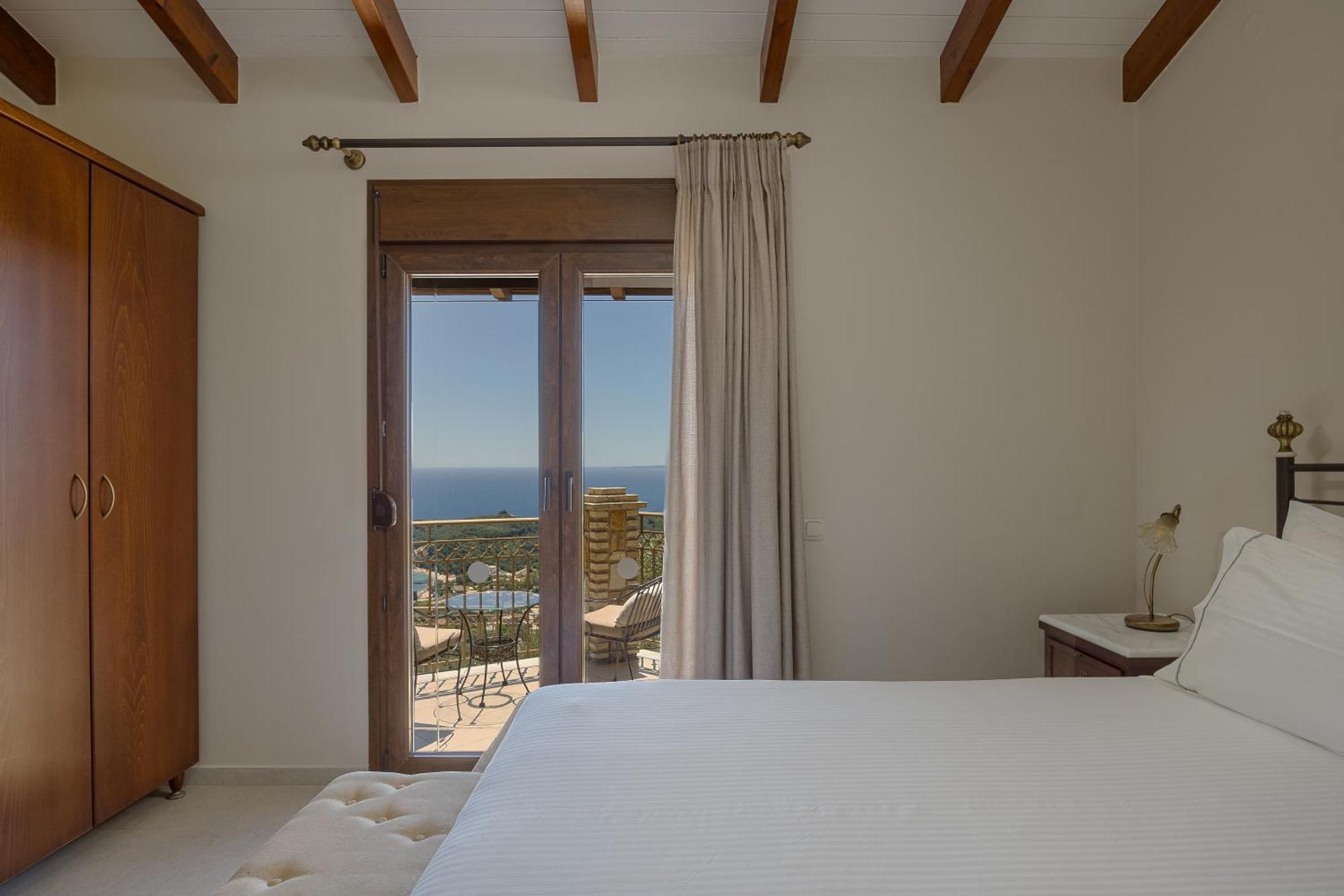 Apolis & Apartament Párga