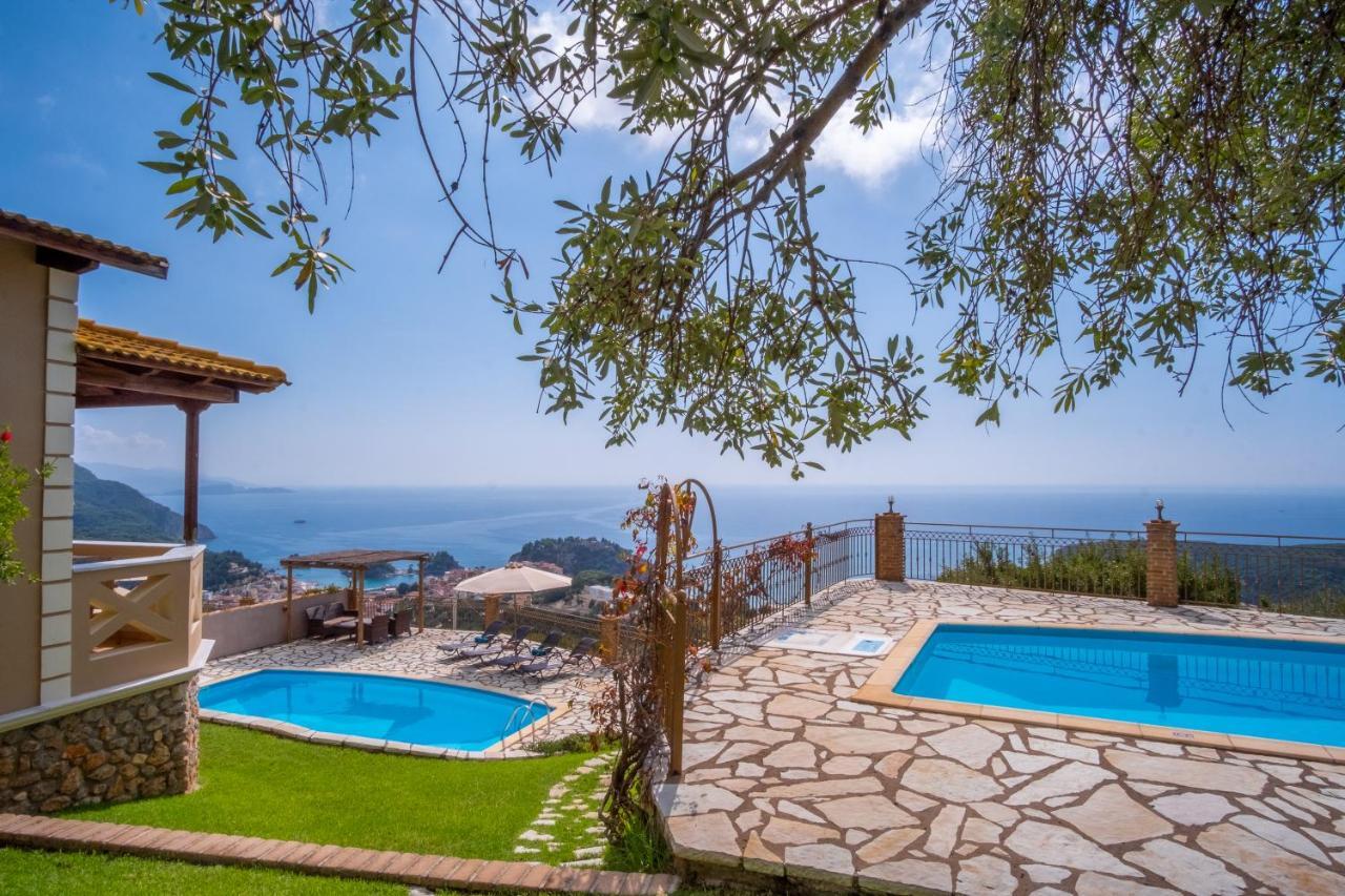 Apolis & Apartment Parga